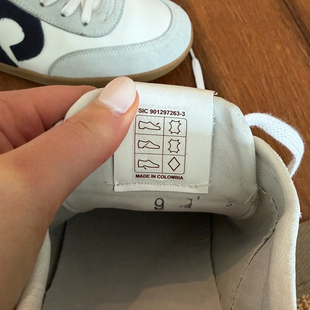Men’s Beckett Simonon White and Navy Sneakers -Size 9 - Picture 6 of 9